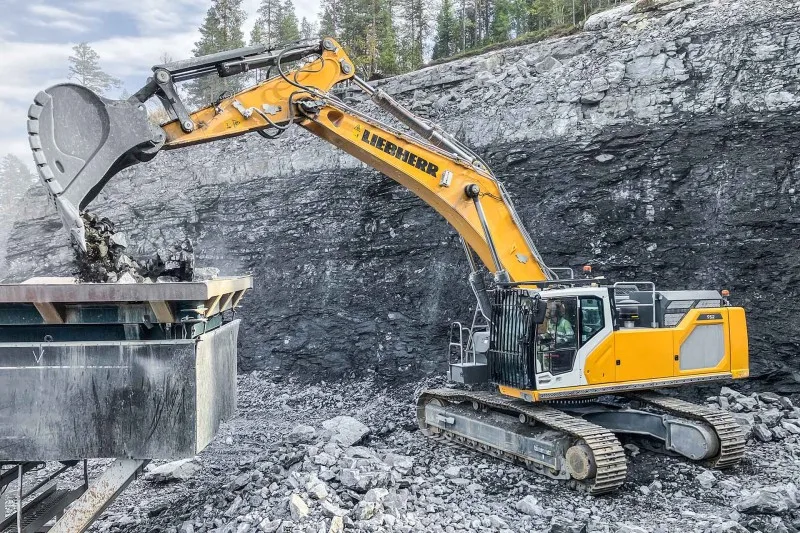 Leibherr Launches 3 New Excavator Models. Calls It 'Generation 8'